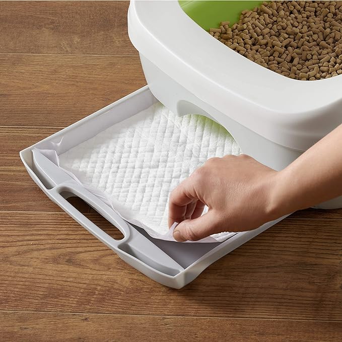 Amazon Basics Cat Litters Pee Pads, 40 Count, Universal Fit for Litter Box, Odor Control with Fresh Scent, Purple and White